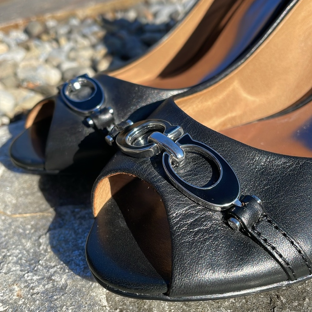 Coach (NEW) Elora Wedge Heels - Picture 7 of 11